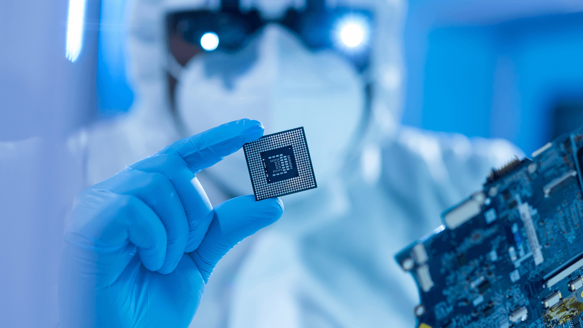 Navigating the Complex Semiconductor Industry | Access Michigan